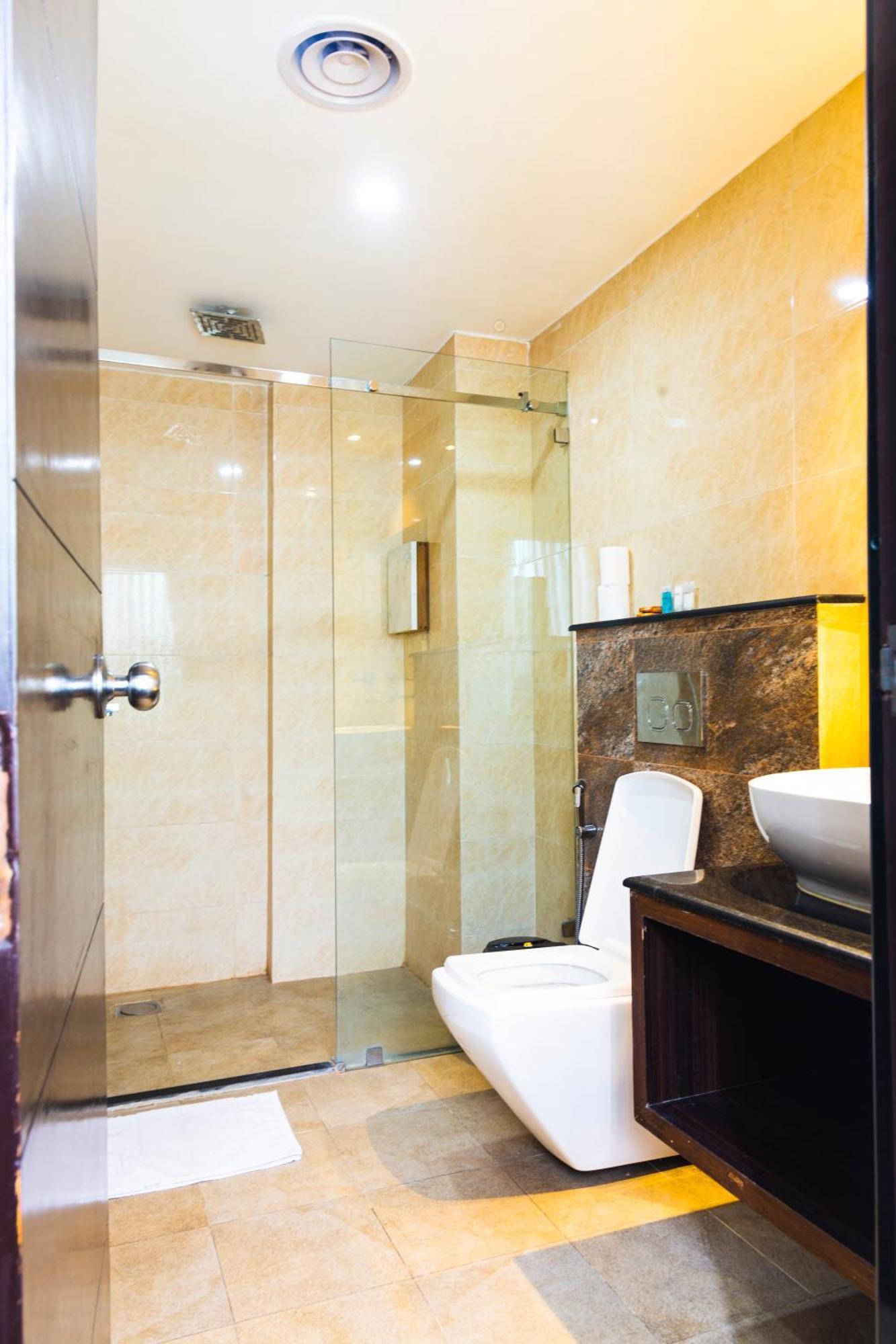 Hotel Tradition & Spa Kathmandu Exterior photo
